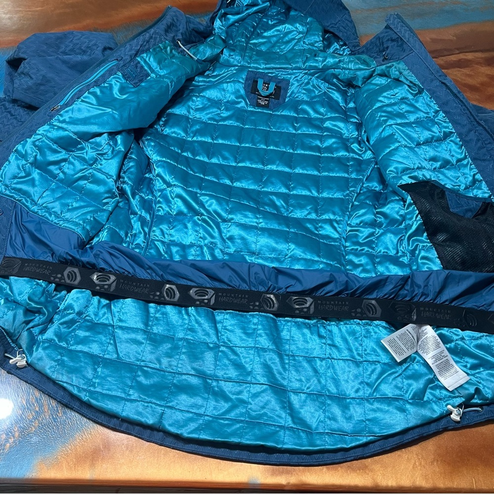Mountain Hardwear Miss Snow it All Blue hooded winter Ski Jacket DryQ gaiter med - Picture 14 of 16